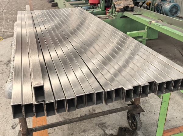 武清建筑工程行业用不锈钢无缝钢管